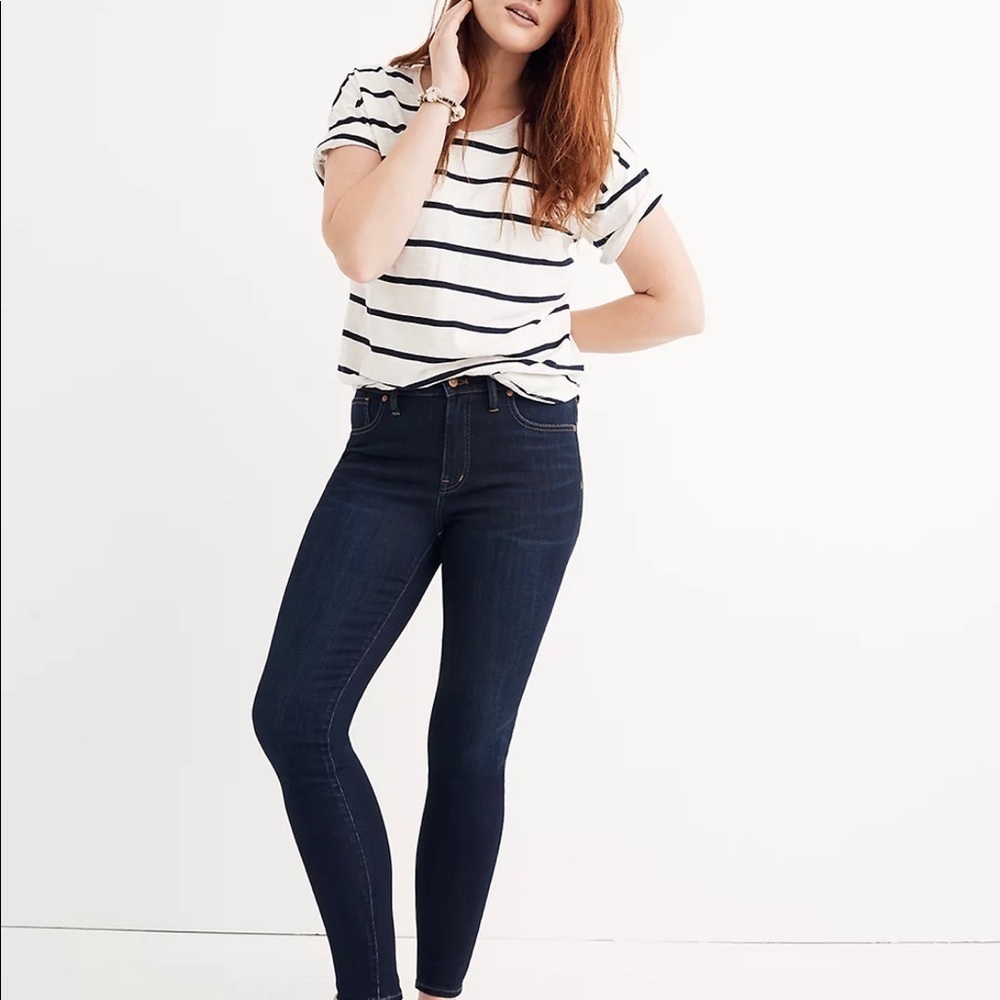 MADEWELL 9" Mid-Rise Skinny Jeans in Larkspur Wash: TENCEL Denim Edition